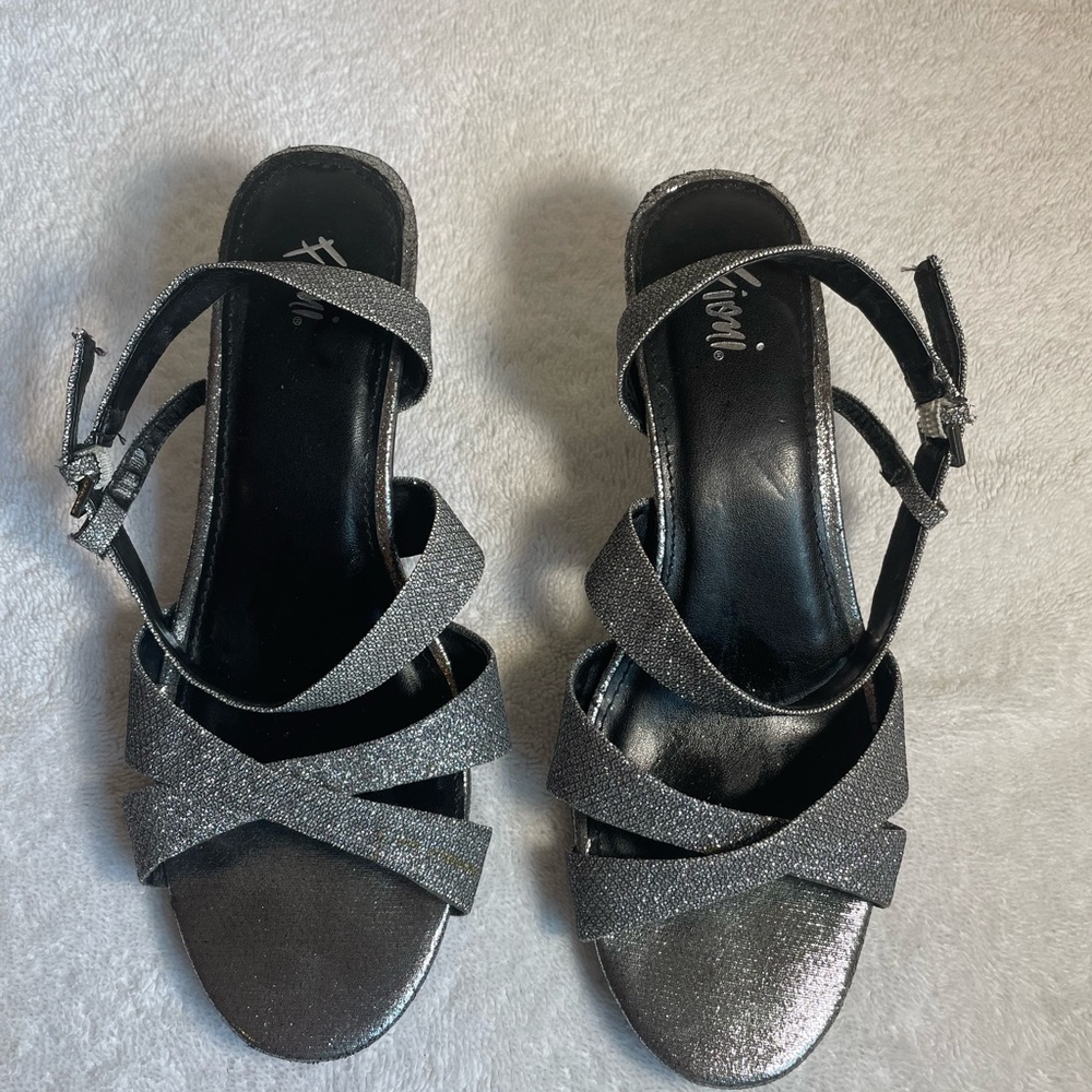 Fioni Elegant Silver Women's Sparkly Strappy Heels, Size 7.5 wide - Picture 4 of 9